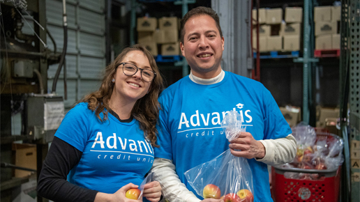 Advantis employees volunteering